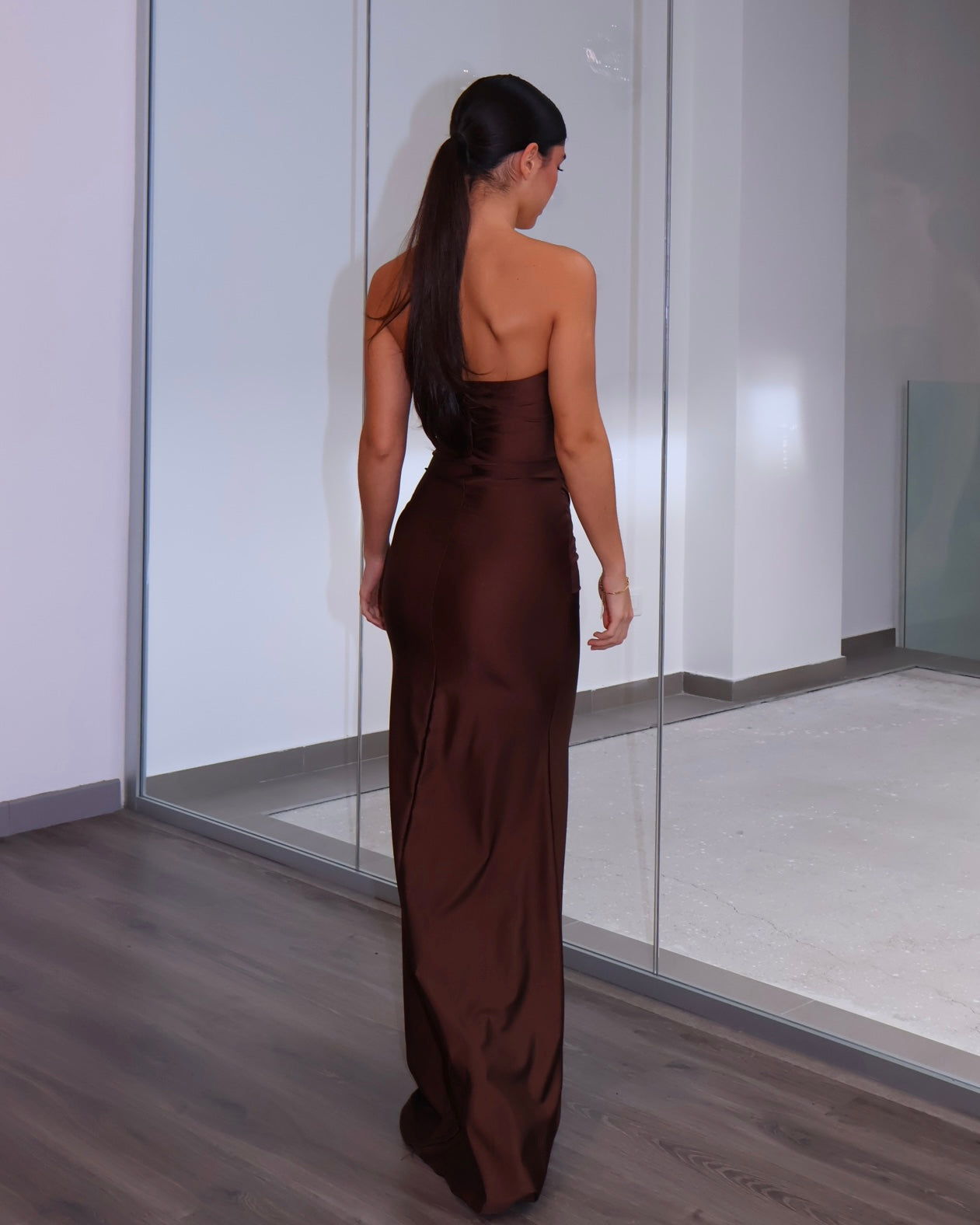 VESTIDO MARRÓN MÍSTICO