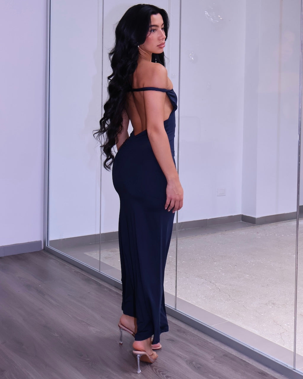 DRESS TRACE