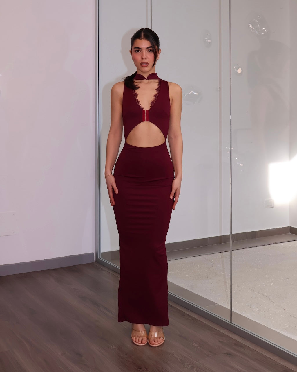 DRESS NOIR & IVOIRE VINO