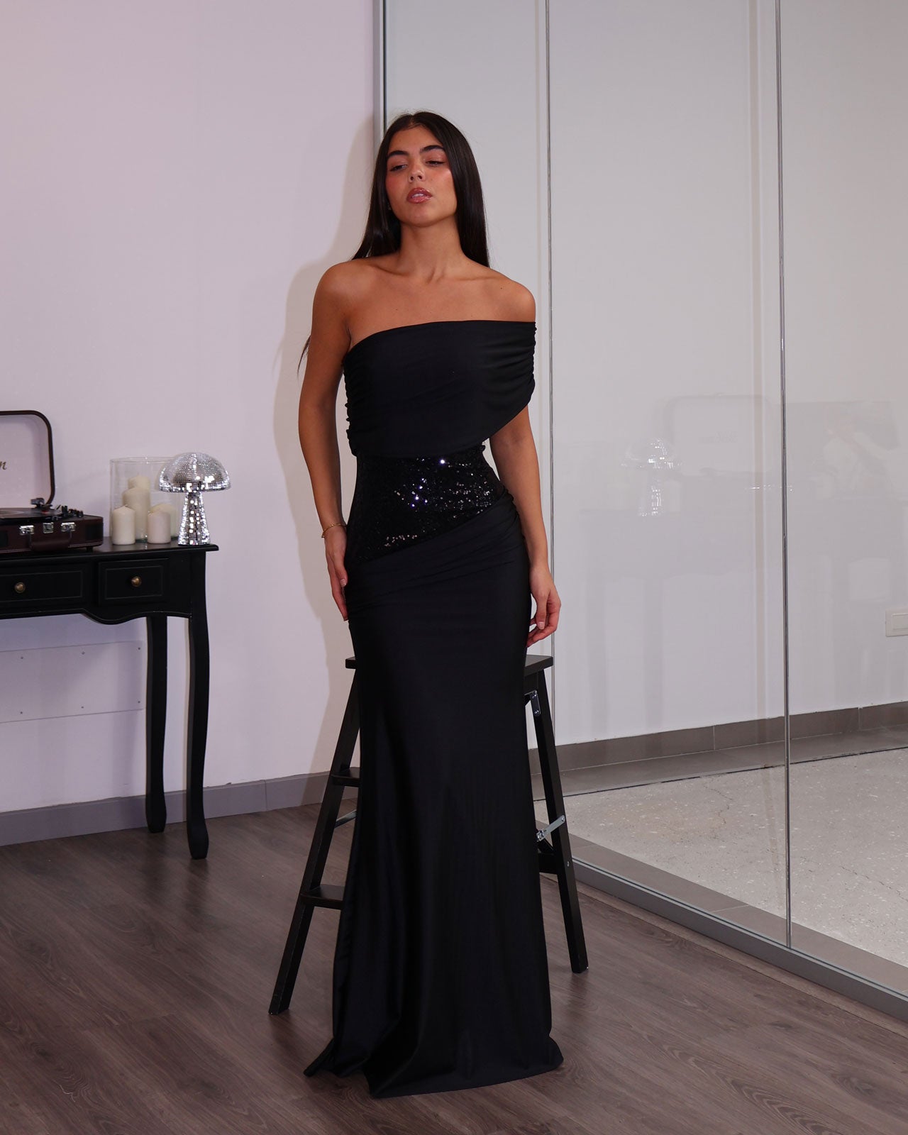 PANTONÍA DE VESTIDO