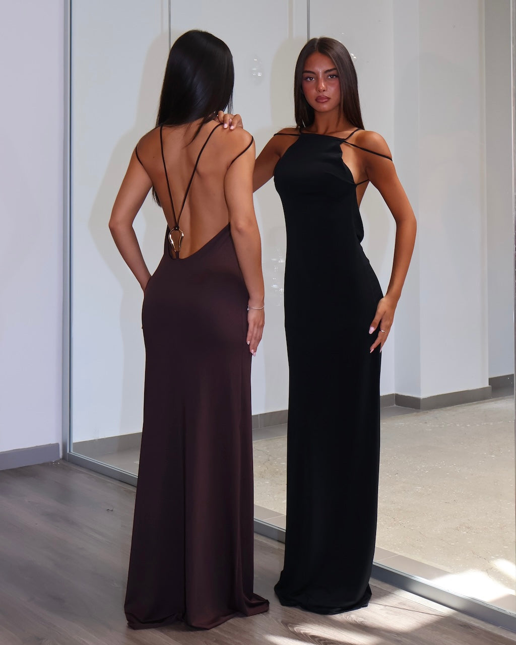 DRESS BACK PRECIOUS