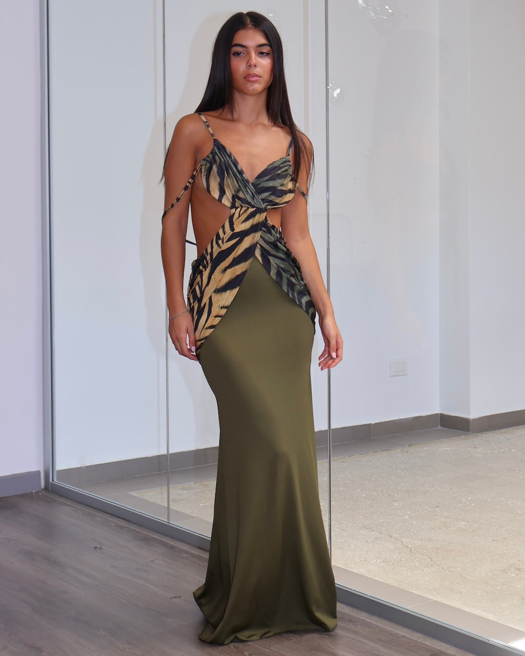 DRESS EFFORTLESS