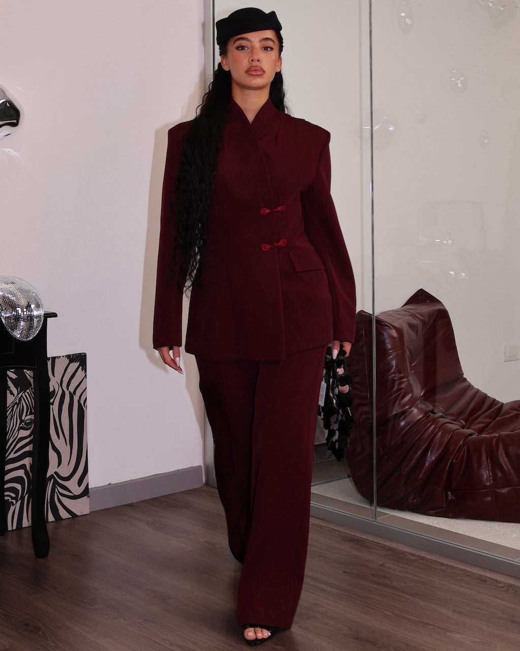 JOMPS SUIT
