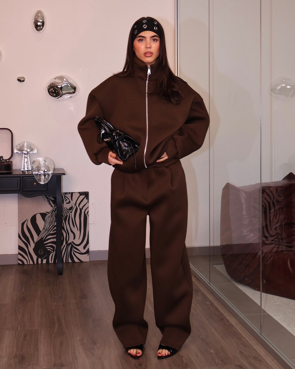 COORD CAREZZA PROIBITA MARRONE