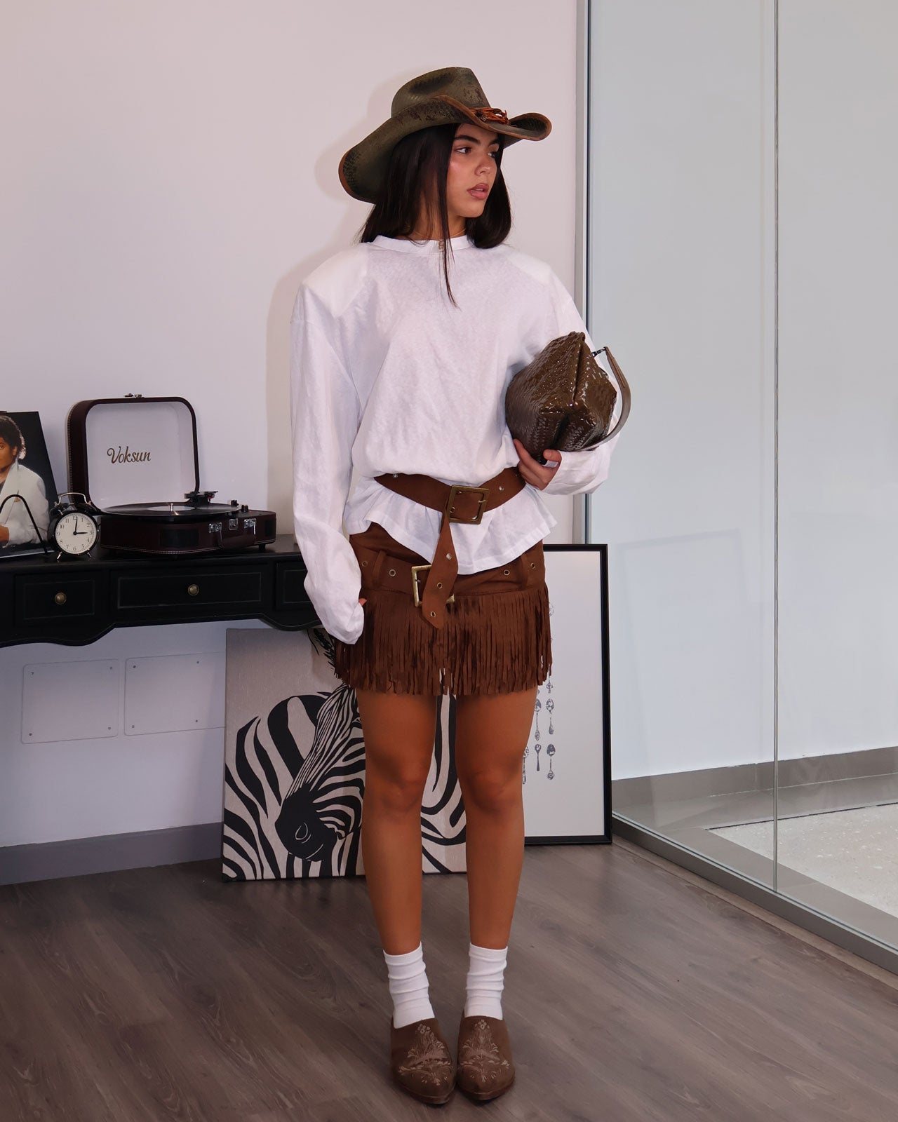 SECRETO CORTO MARRÓN