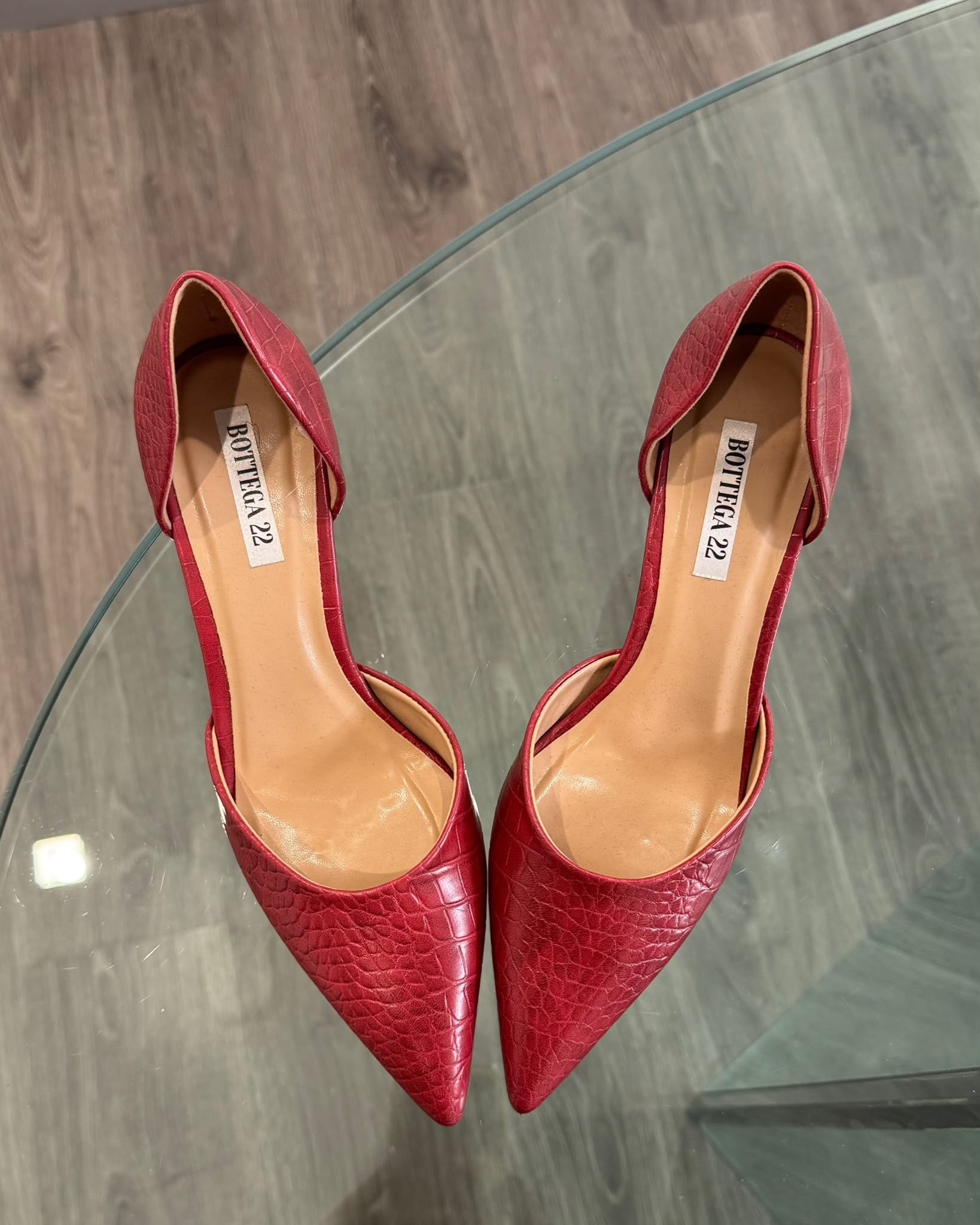 DECOLLETE RED